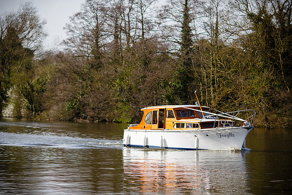 Fringilla wedding, credit The Boat Hire Company