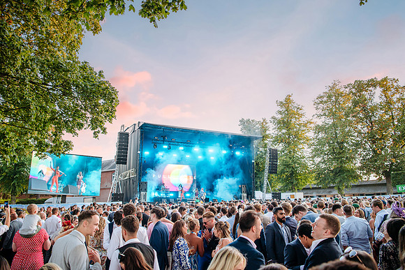 06.08.22 - Clean Bandit 08