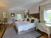 Coworth Park Cottage Executive Suite Farmer's East Credit Dorchester Collection | Coworth Park