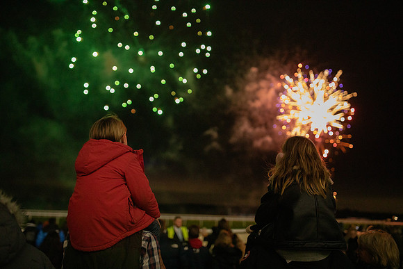 24_11_Fireworks_NH-2321