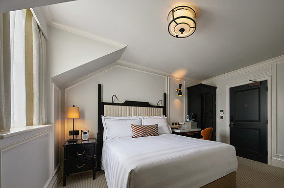 MIE Barn Room 01