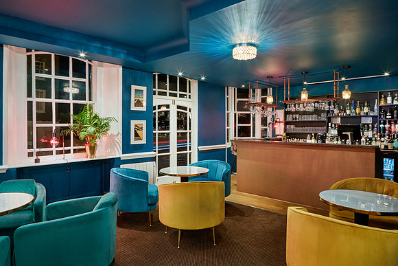 Royal Adelaide Bar, image credit Royal Adelaide
