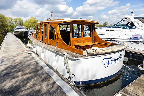 Fringilla Bray Marina, credit The Boat Hire Company