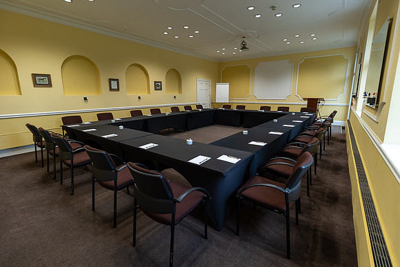 Cumberland Lodge - Sandby - Senior Boardroom x24 (1)